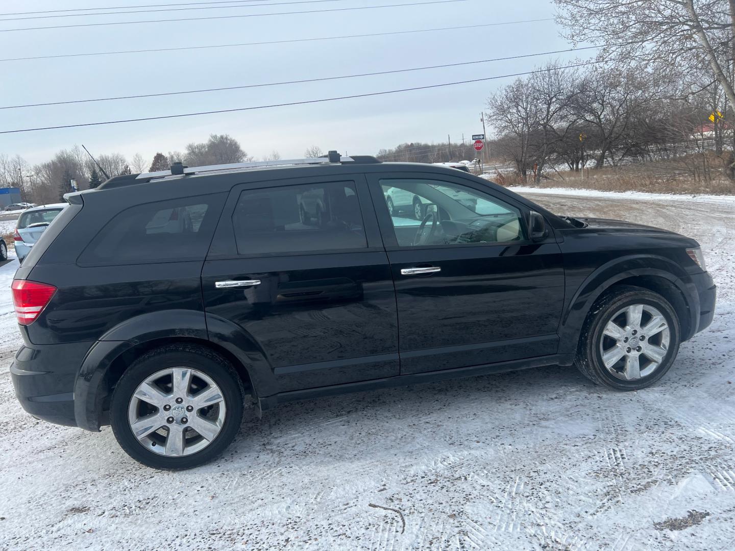 2010 Dodge Journey (3D4PH6FV3AT) , located at 17255 hwy 65 NE, Ham Lake, MN, 55304, 0.000000, 0.000000 - Photo#4